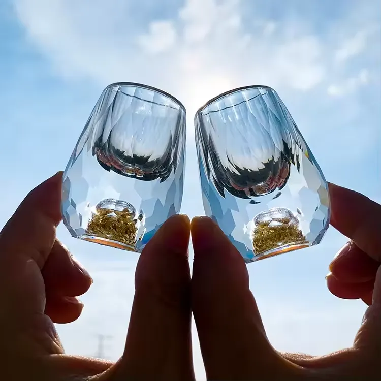 Kin – Japanese Gold Foil Glass - Image 5